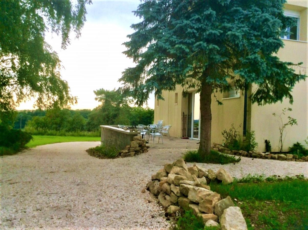 L'Arbre A Cabane Guyonvelle Exterior photo